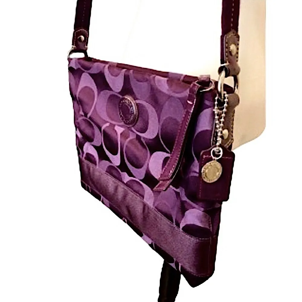 COACH POPPY Purple Jacquard Signature C Crossbody Shoulder Bag Top Zipper Close - Image 4