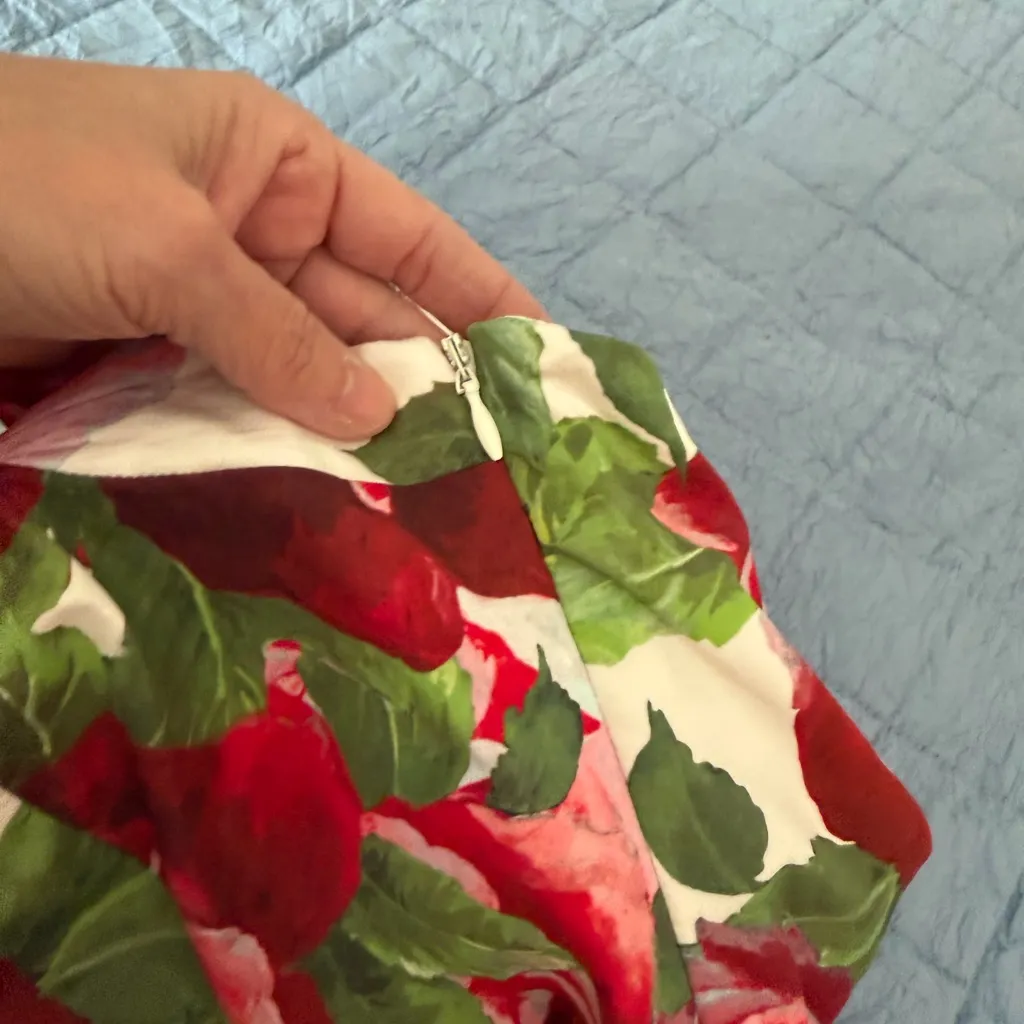 Meshki Juana Floral Halter Dress Red Roses NWT Women’s Large - Image 5