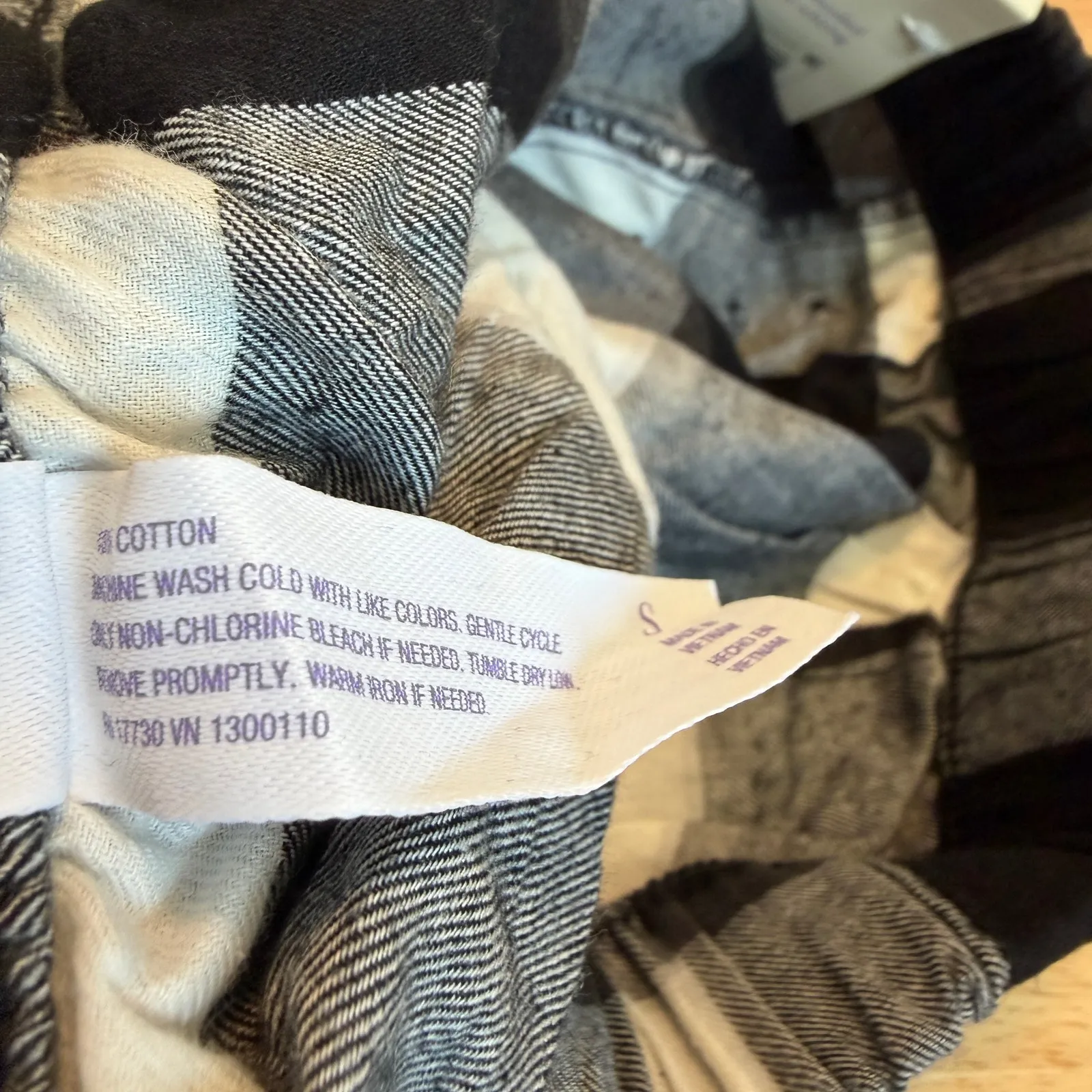 Stars Above Women's Cream and Black Flannel Jogger Pants - Size Small - NWT - Image 5