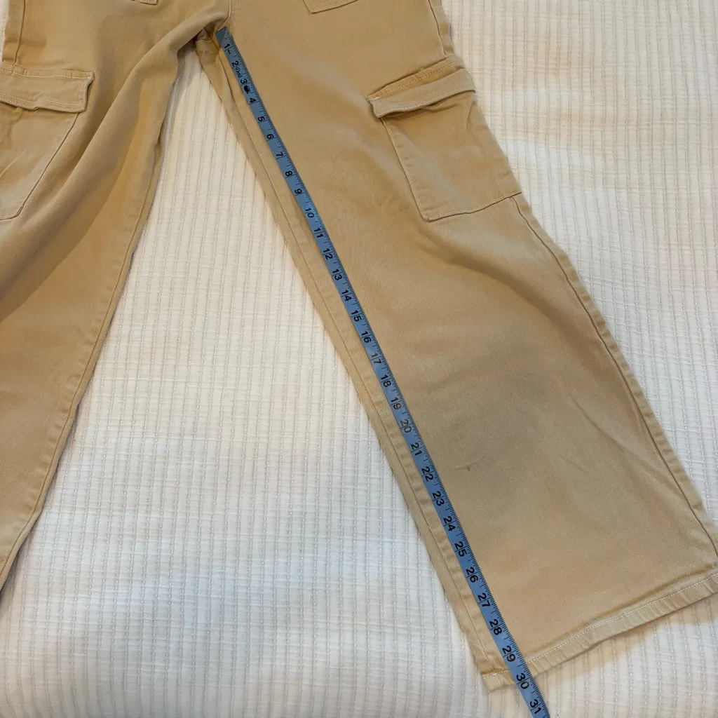 Forever 21 Creamy Tan Wide Leg Cargo Pants Women's Size Medium Elastic Waist - Image 9