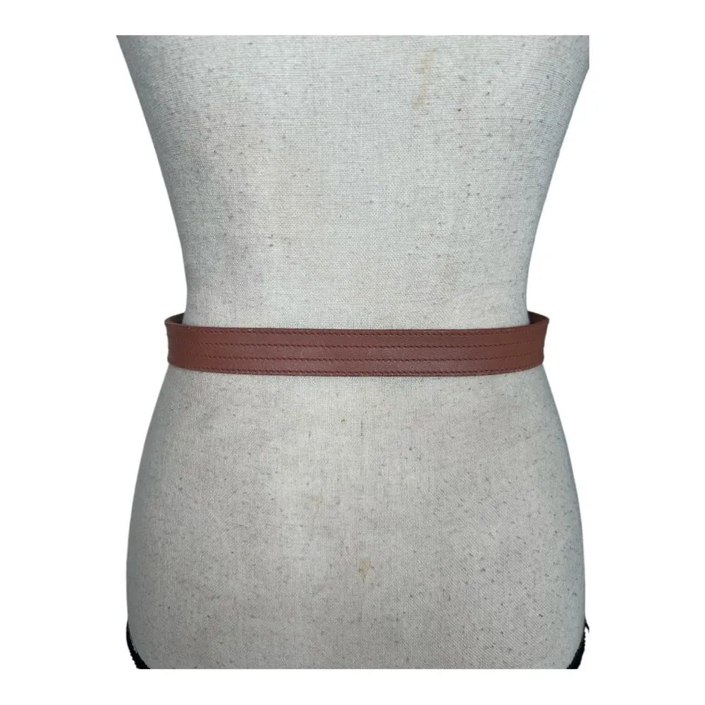 Vintage Brown Leather Belt with Rectangular Buckle and Textured Surface - Image 2