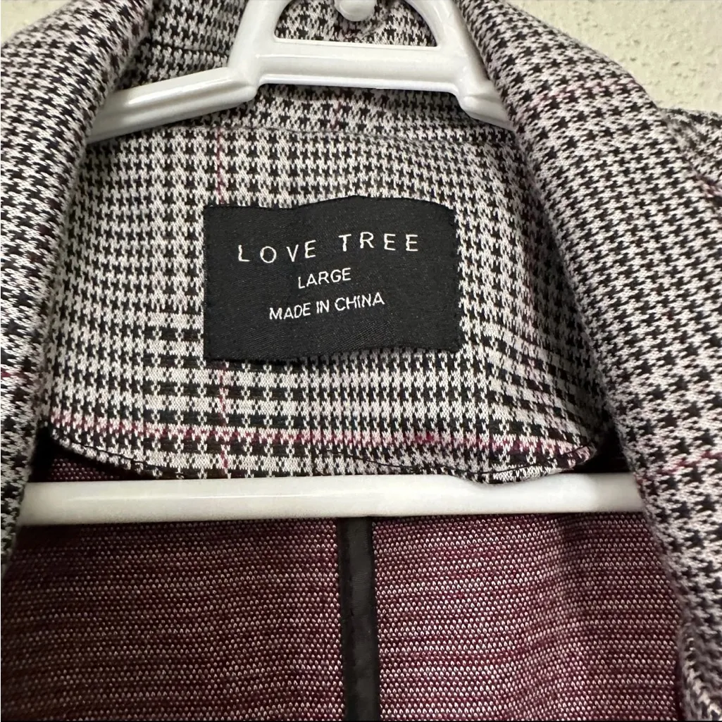 Love Tree Long Black and White Plaid Belted Vest Large - Image 3