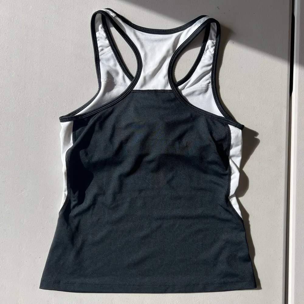 Nike Women’s Dri-FIT Power Race Day Tight Tank Shelf Bra Size XS Activewear - Image 4