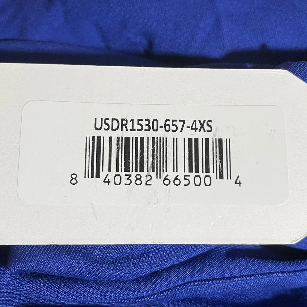 Universal Standard Geneva Iconic Long Sleeve V Neck Low High Hem Blue 4XS NWT - Image 6