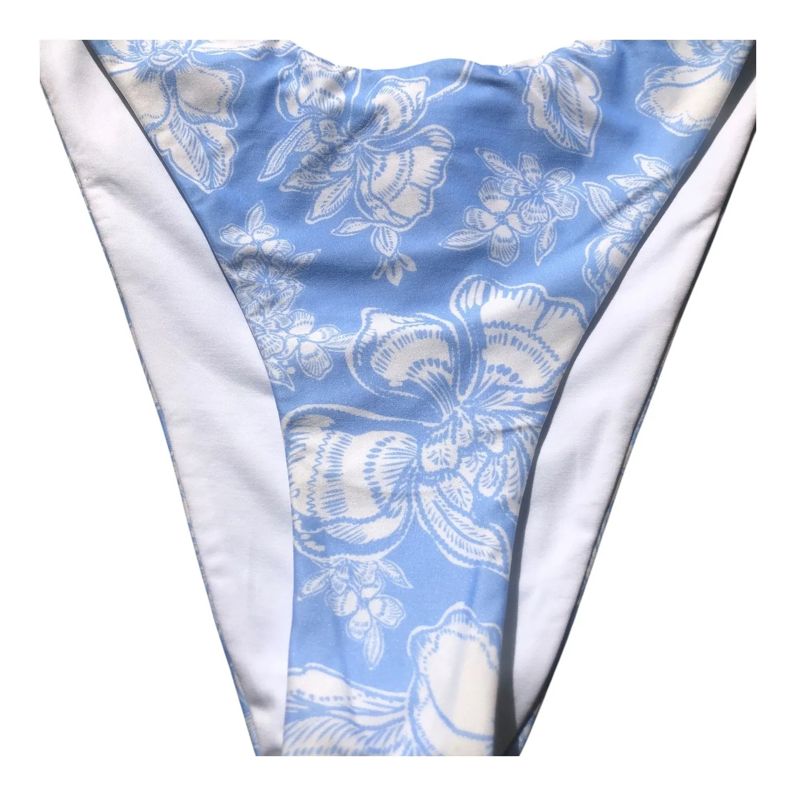 LSpace Eco Chic Bitsy Cut Cabana Bottom Bali Bloom Print Women's Size Medium NWT - Image 3