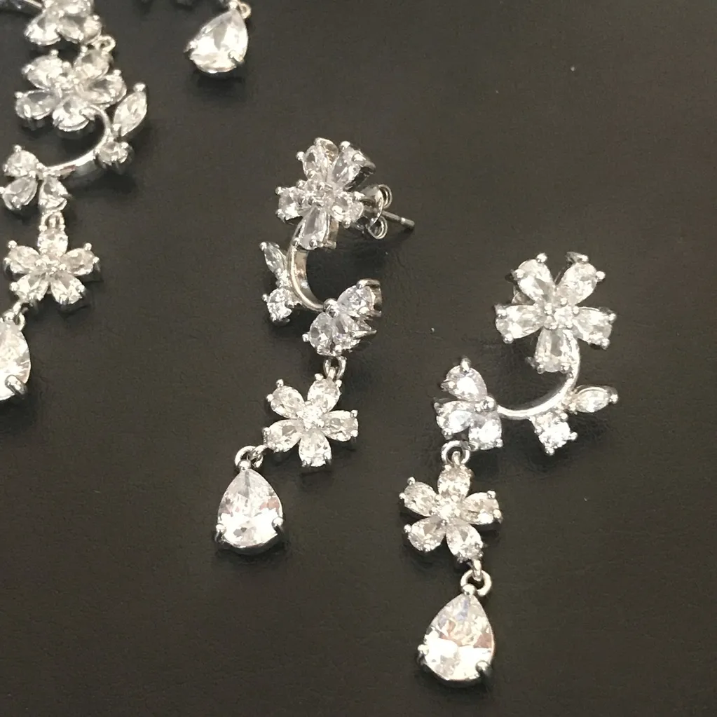 Bridal Jewelry Set Necklace & Earrings Crystal Silver - Image 3