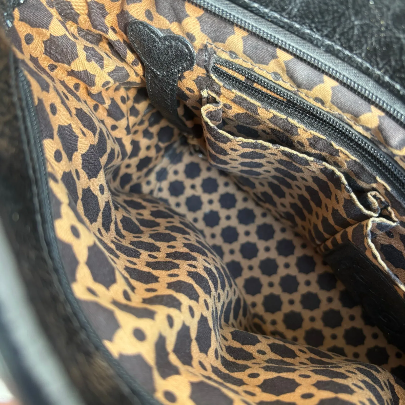 VTG Brighton Purse Janie Shoulder Bag Brown Black Patent Leather Woven Straw Y2k - Image 15