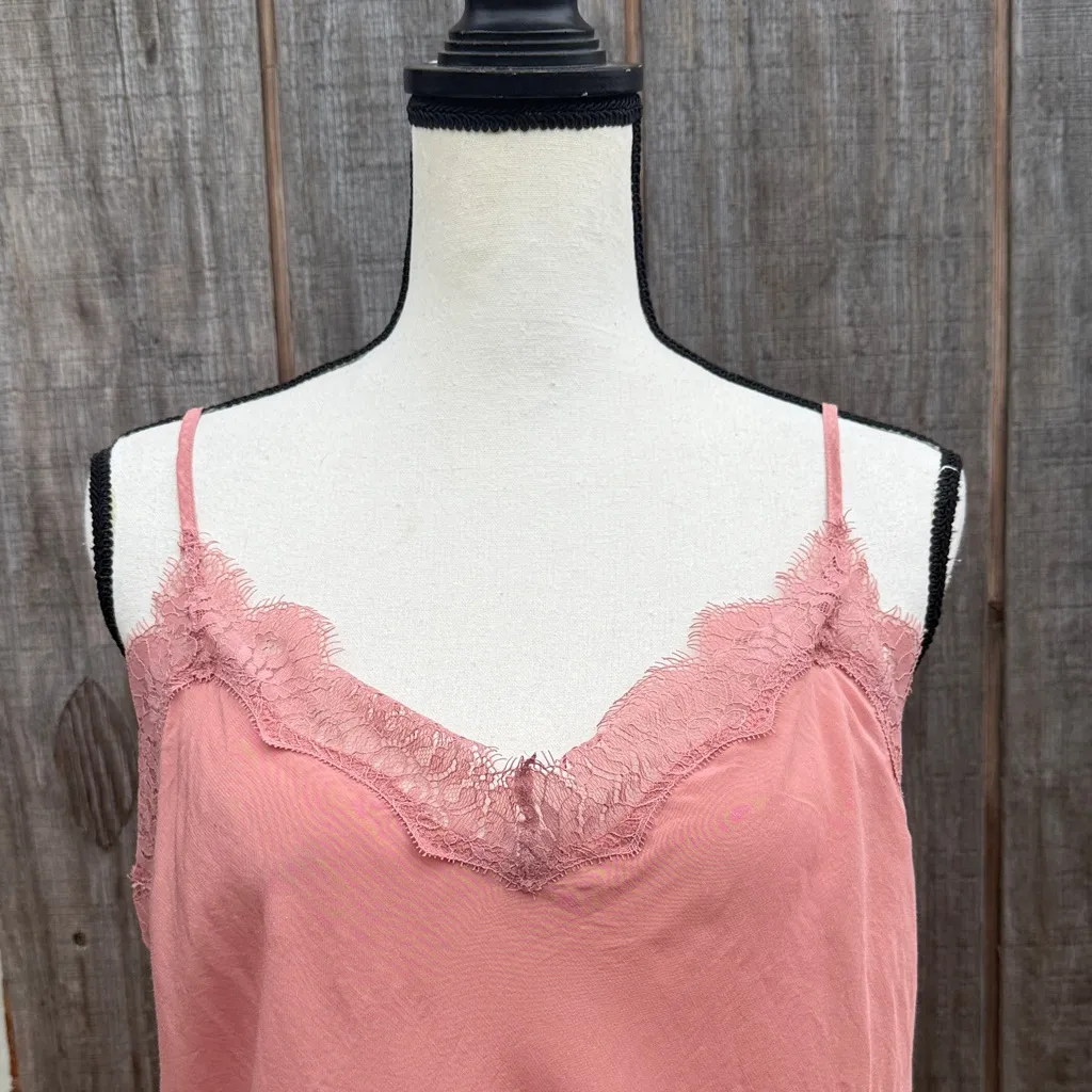 EUC Woman’s Victoria's Secret Elegant Blush Lace Camisole Size Large Date Night - Image 3