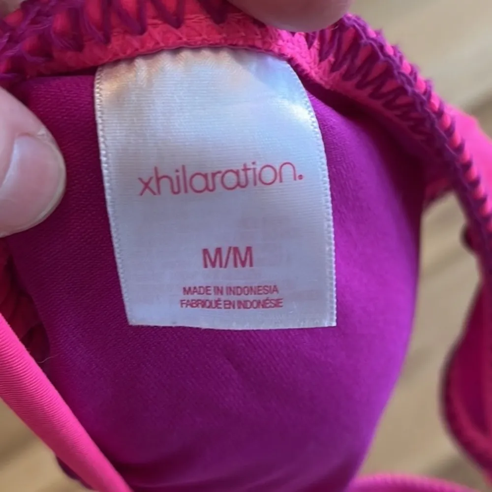 Neon Pink Bikini Swimsuit Top Embroidered Womens Medium - Image 8