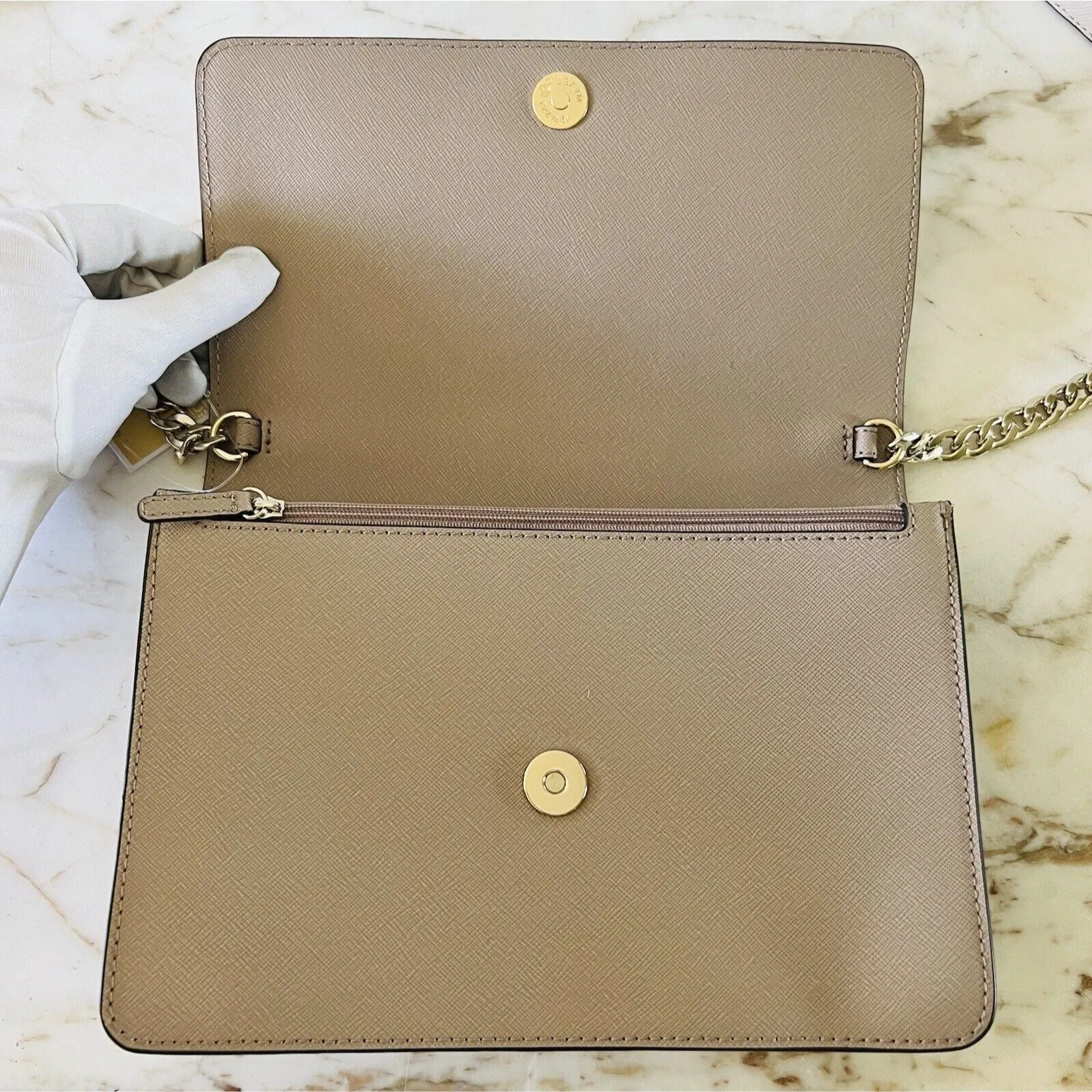 MICHAEL KORS Daniela Truffle Ltc Oat Saffiano Leather Large Gusset Crossbody Bag - Image 9