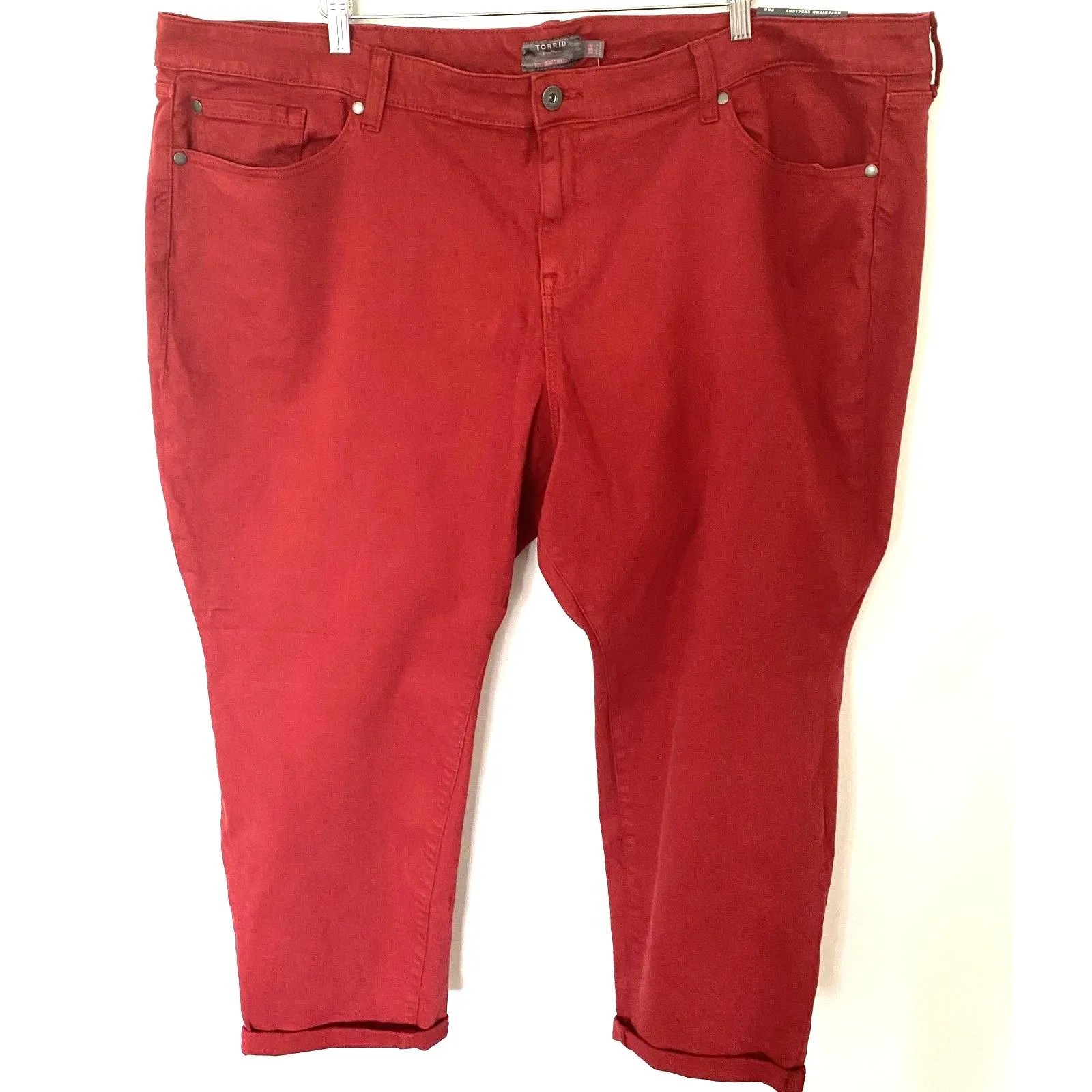 NWT Torrid Boyfriend Straight Vintage Stretch Mid Rise Denim Jeans Red Sz 28R - Image 2