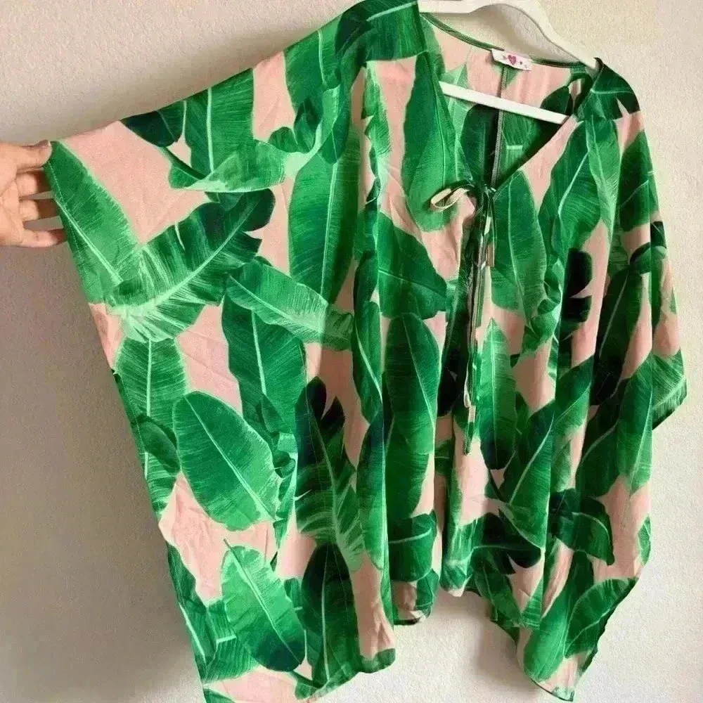 Buddy Love Women’s Kiwi Key West Boho V Neck Half Sleeve Poncho Tunic Size M/L‎ Green - Image 9