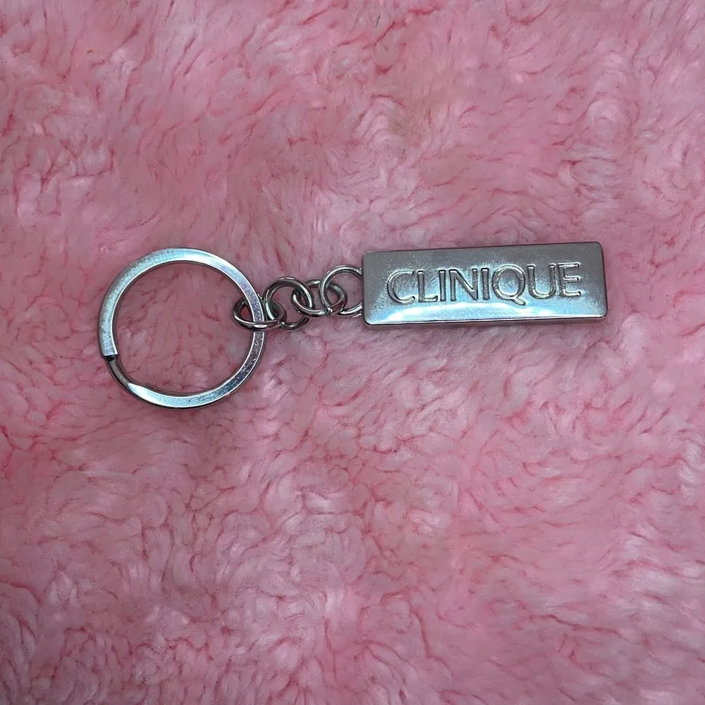 - Clinique Keychain - Image 4