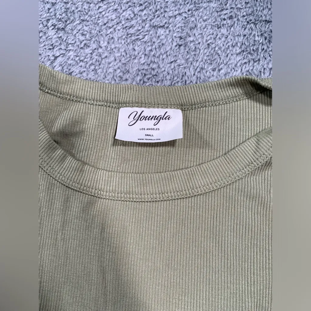 Youngla ribbed green crop top small - Image 2