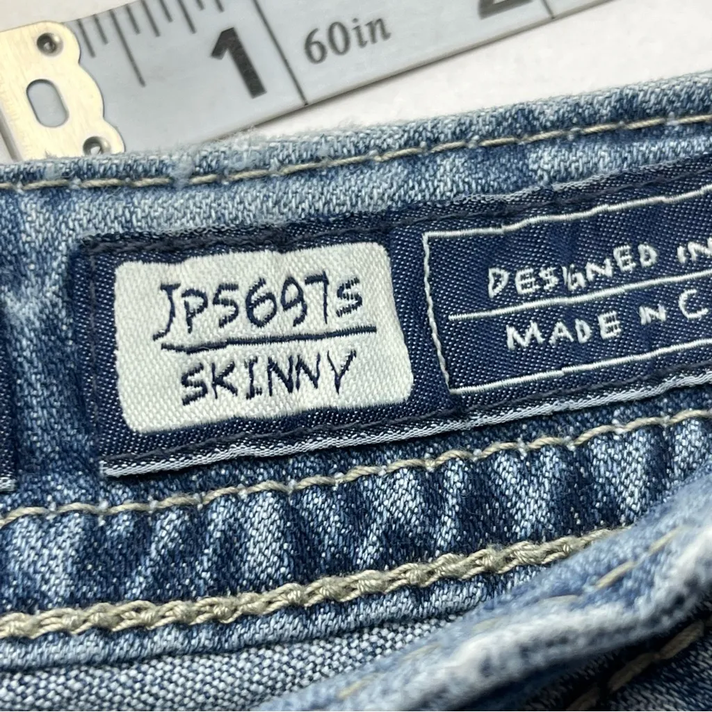 Miss Me Skinny Jean‎ Cross Back Pockets Low Rise Womens Size 26 Blue Denim *FLAW - Image 4