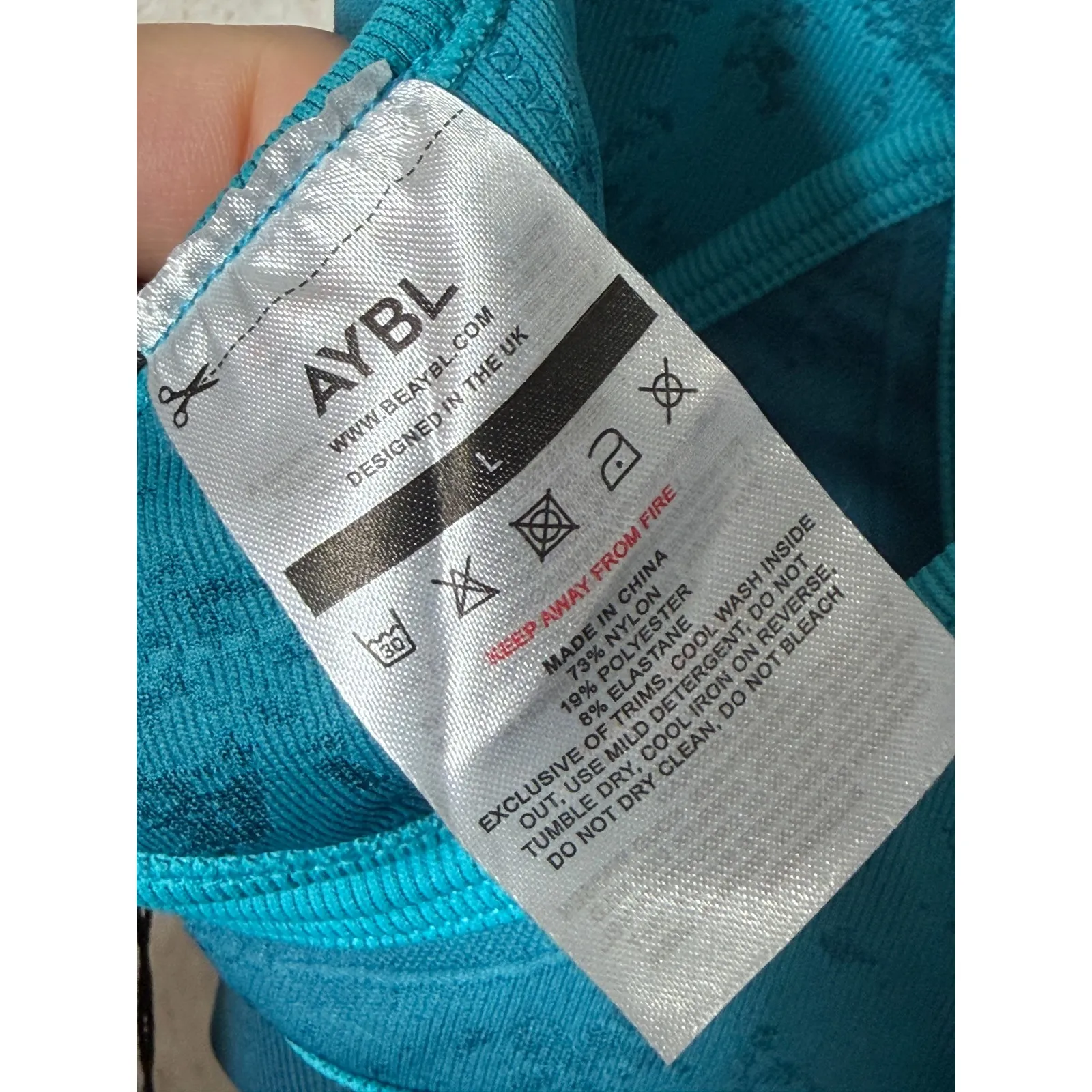 AYBL Flare Seamless Sports Bra Teal Ombre Fade Workout Gym Fitness Large NWT - Image 5