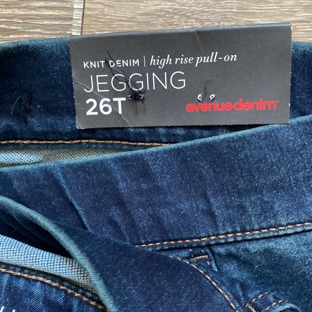NEW Avenue Denim High Rise Jegging Pull On Jeans 26T Knit Denim Super Soft Blue Size undefined - Image 7