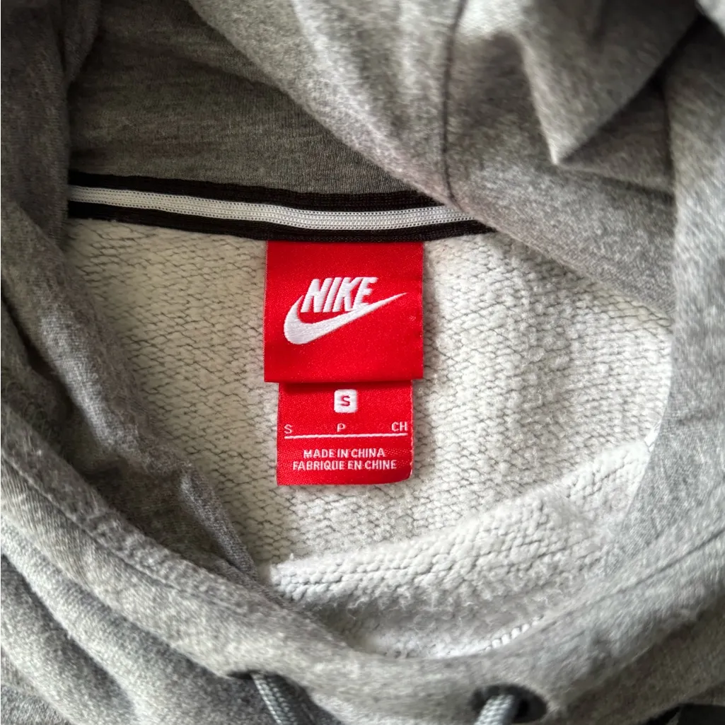 Nike Hoodie Gray - Image 4