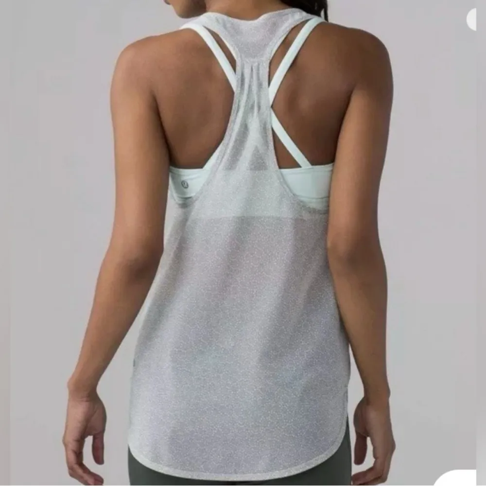 Lululemon 105 Singlet Mesh Tank Top Racerback Poppy Coral Red Size 8 Yoga Sporty - Image 9