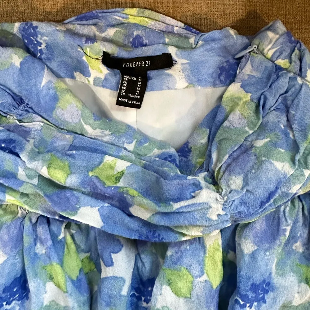 Women's FOREVER 21 Blue Green SPRING FLORAL Layered RUFFLED Mini SKIRT M - Image 3