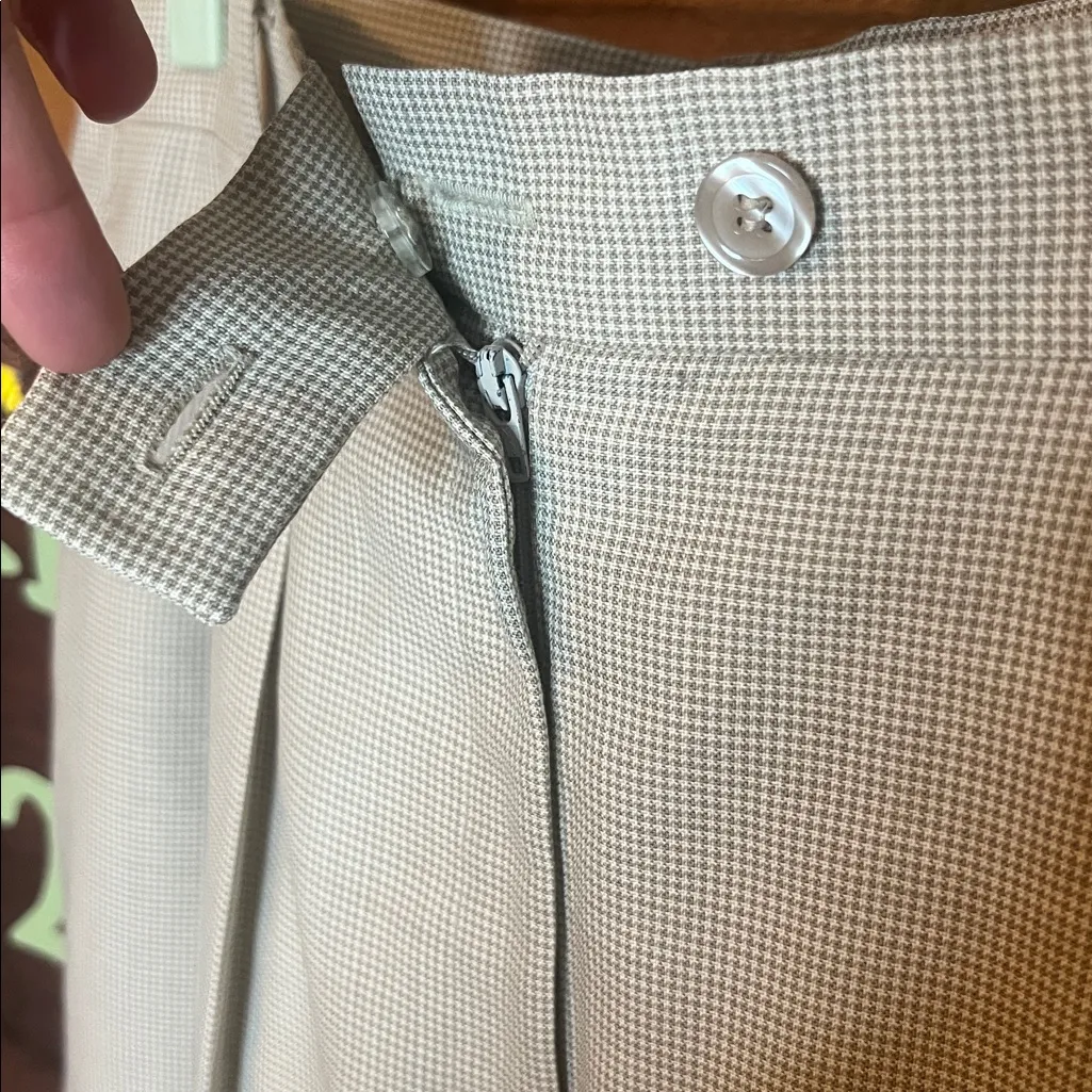 Vintage Jos A Bank Micro Houndstooth Beige Tan Wool Pleat Hi Rise Trouser 16 - Image 9