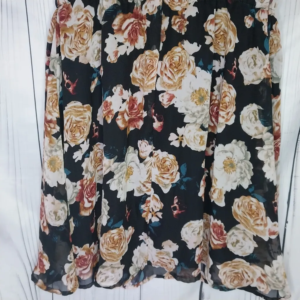 Material Girl Floral / Skull  Print Sleeveless Skater Dress - Image 3