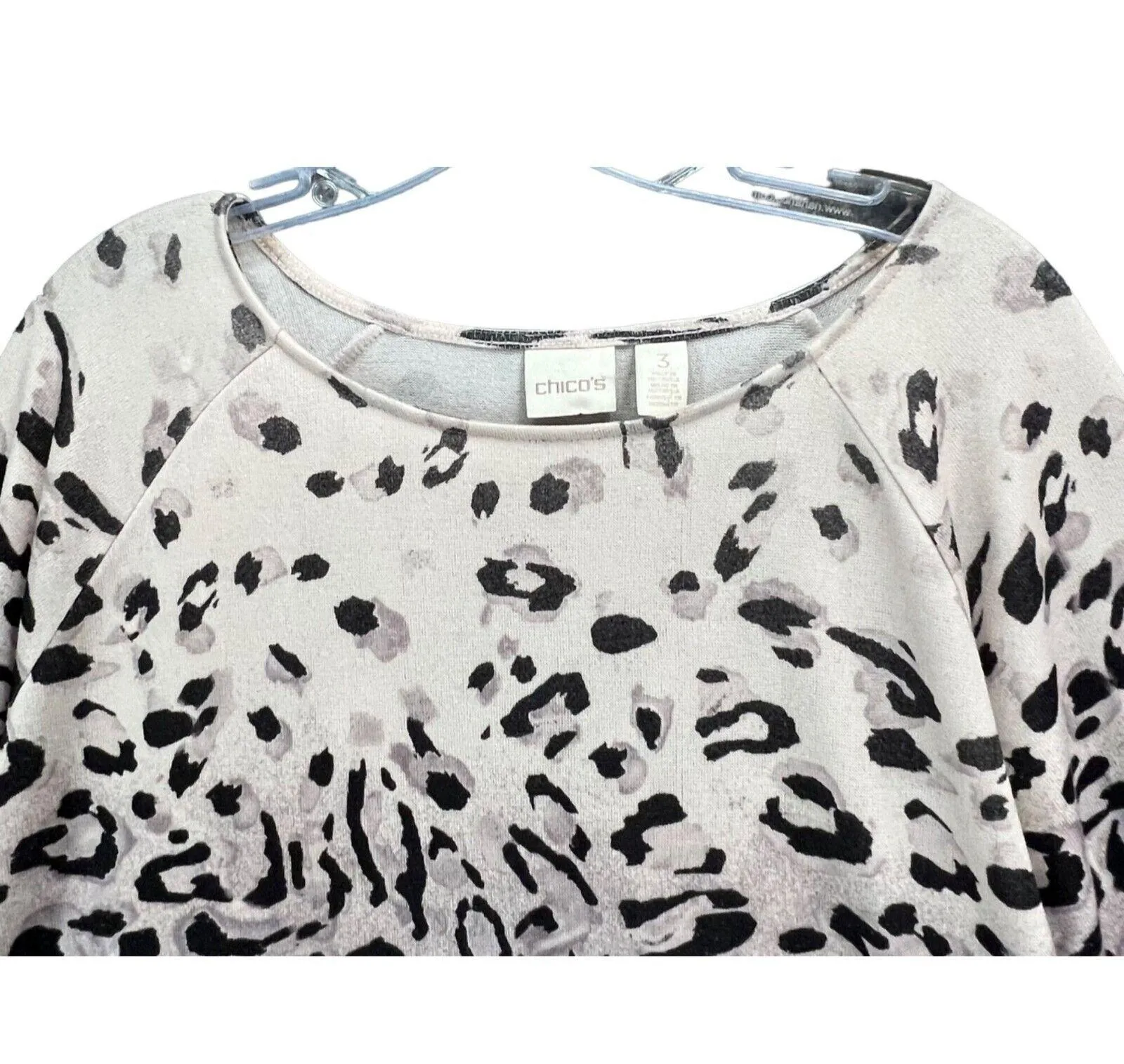 Chicos Top Womens XL Black Mauve Ombre Animal Print Blouse 3/4 Sleeve Stretch - Image 3