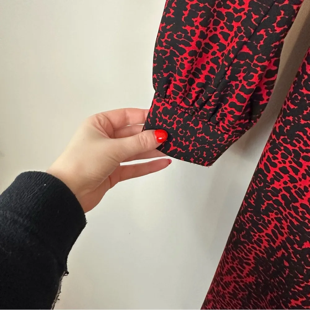 DKNY | Womens Faux Wrap Dress Size 6 Printed Red Long Sleeve V-Neck Stretch - Image 4