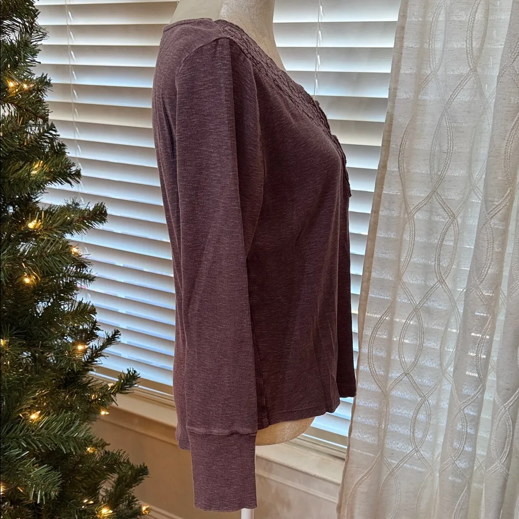 Lucky Brand Long Sleeve Henley Top Lace Trim V-Neck Plum Purple Size XL - Image 5