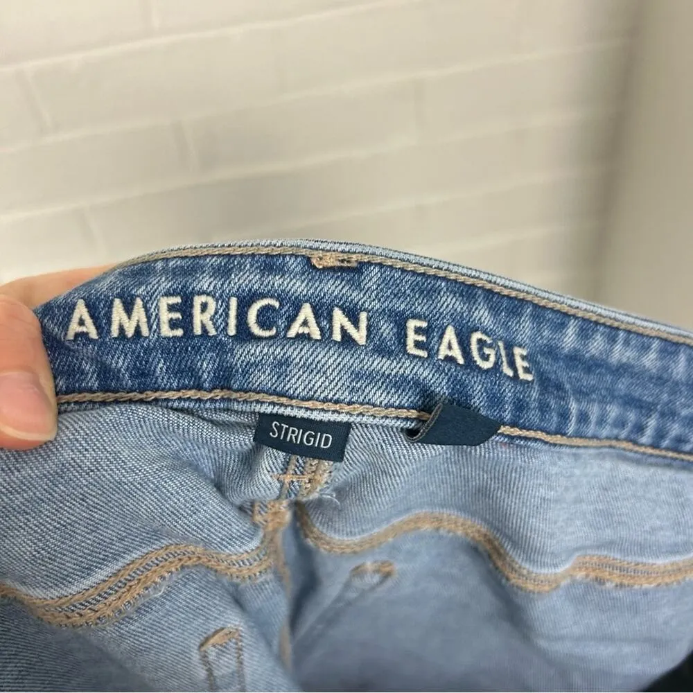 American Eagle Distressed Knee Mom Jeans Size 18 Long - Image 2
