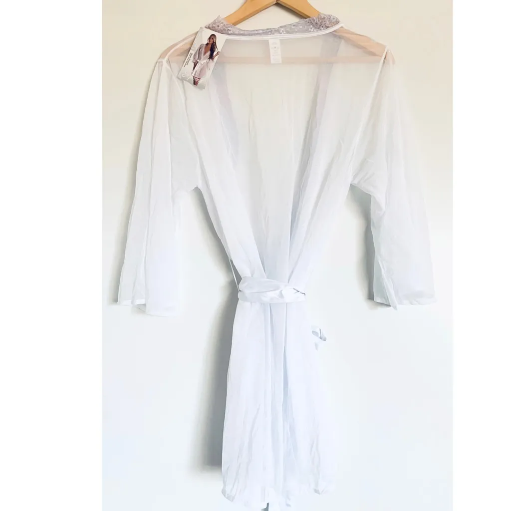 Lace Sheer Flutter Sleeve Robe Bridal White Lavender Romantic Wedding S/M NWT Purple Size undefined - Image 4