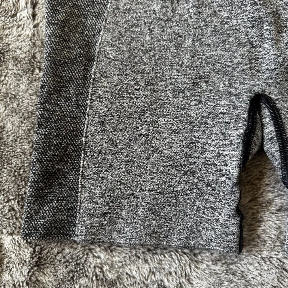 Gymshark  Flex Shorts Sz S - Image 3