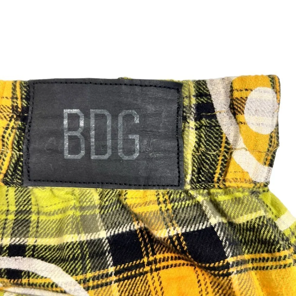 Urban Outfitters BDG Darren Yin Yang Plaid Cargo Flannel Pants - Image 10