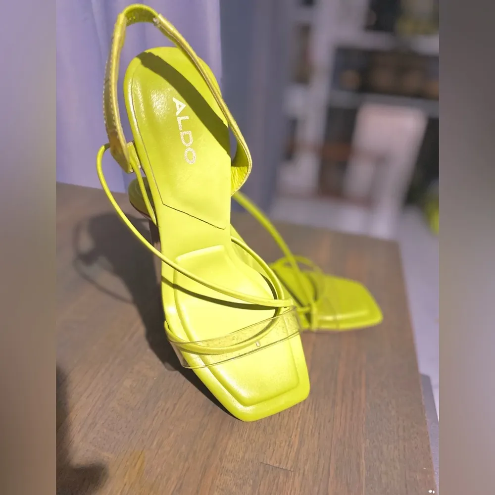 ALDO Lime Green Stiletto 4” Heels Size:7 - Image 4