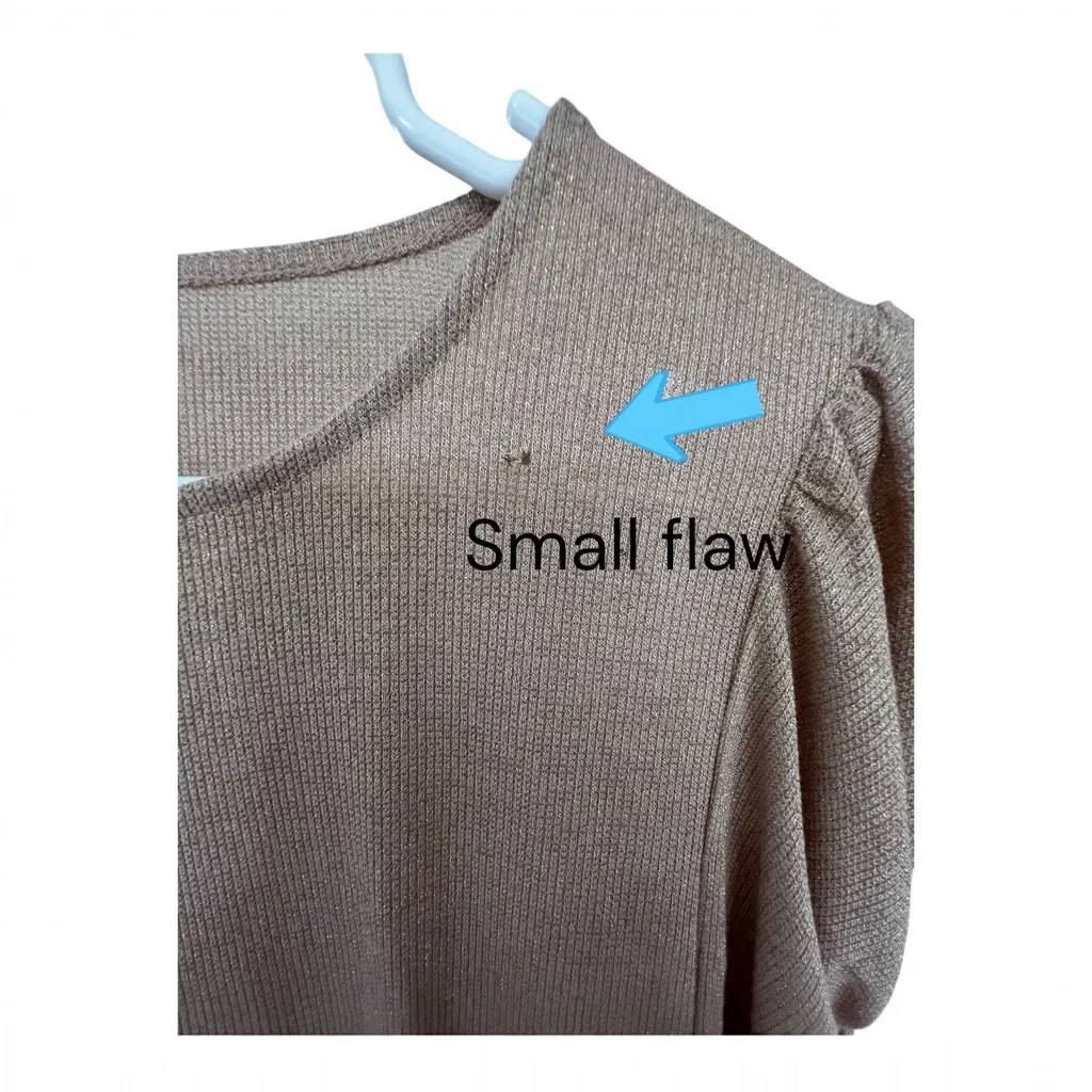 Express Women's Shimmering Tan Long Sleeve Top - Image 6