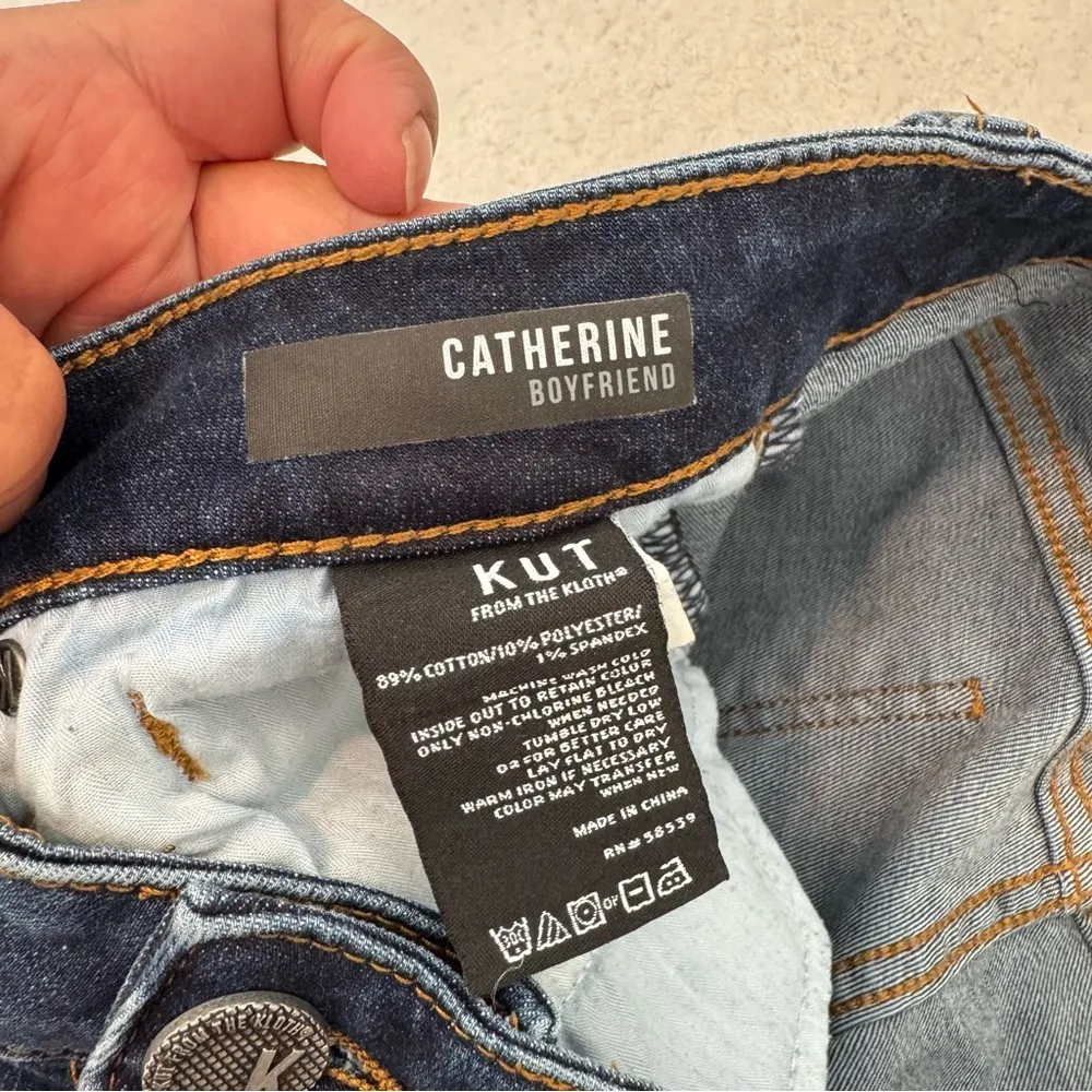 Kut From the Kloth CATHERINE BOYFRIEND Jeans size 6 - Image 10