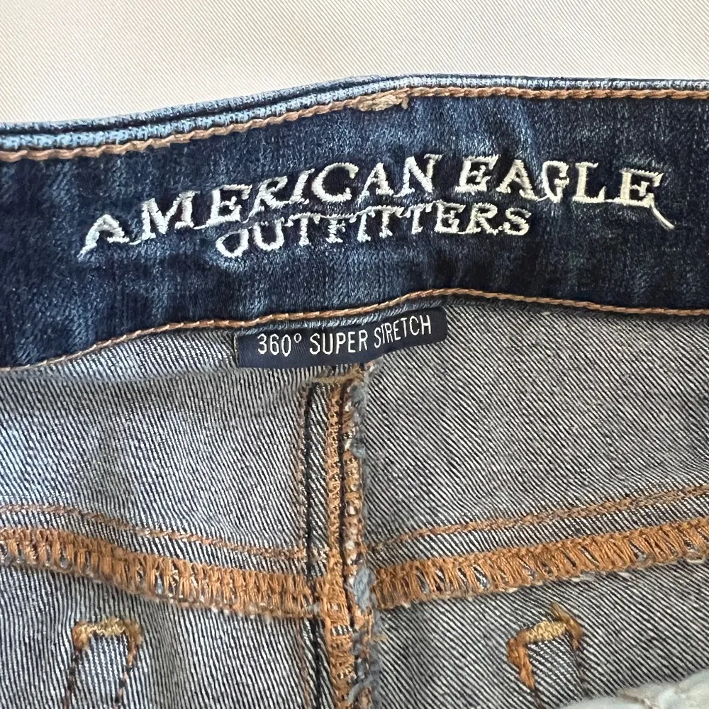 🛑American Eagle Mid Rise Denim Shorts - Image 5