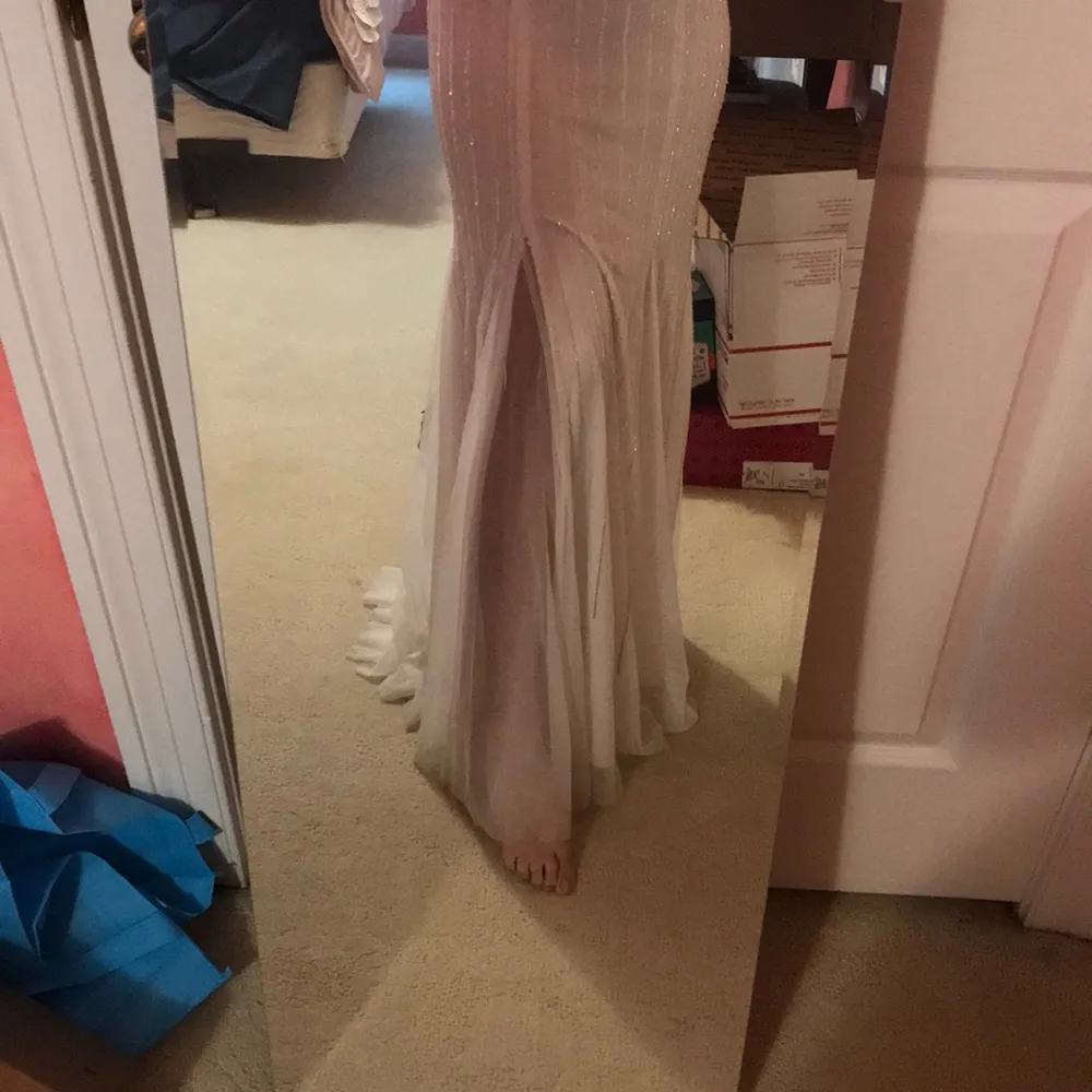 Sean Collection White beaded mermaid gown - Image 8