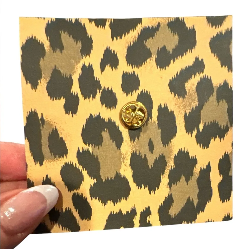 KATE SPADE LEOPARD LEOPARD LEOPARD GOLDTONE LAPEL PIN - Image 3