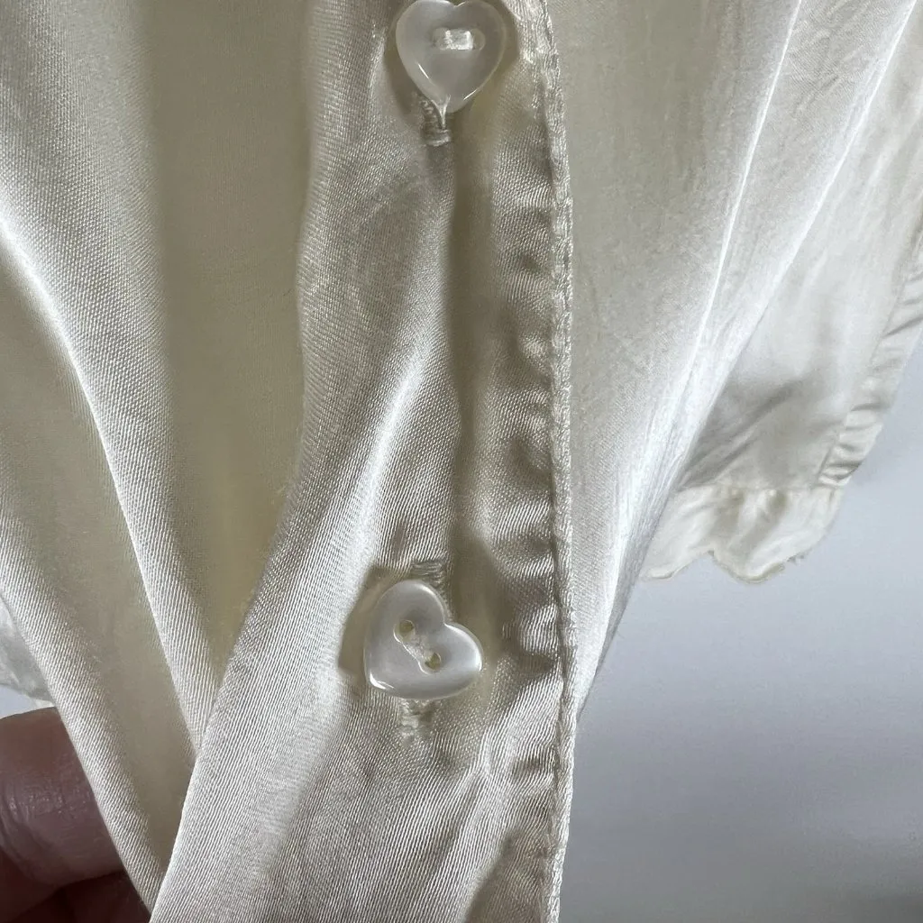 Anthropologie‎ BHLDN Juniper Pajama Top Womens Small Cream Heart Buttons - Image 4