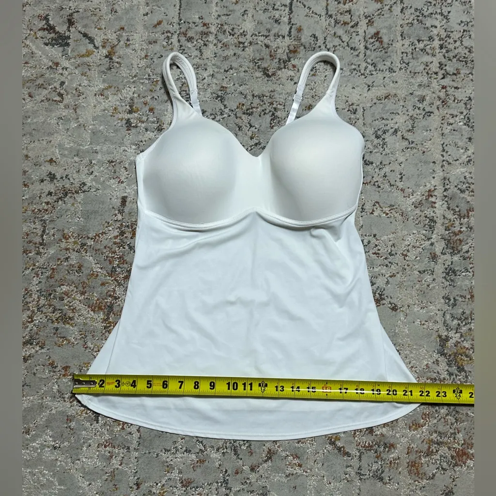 Rhonda Shear white Molded Cup Cami Tank Top Size 3X - Image 4