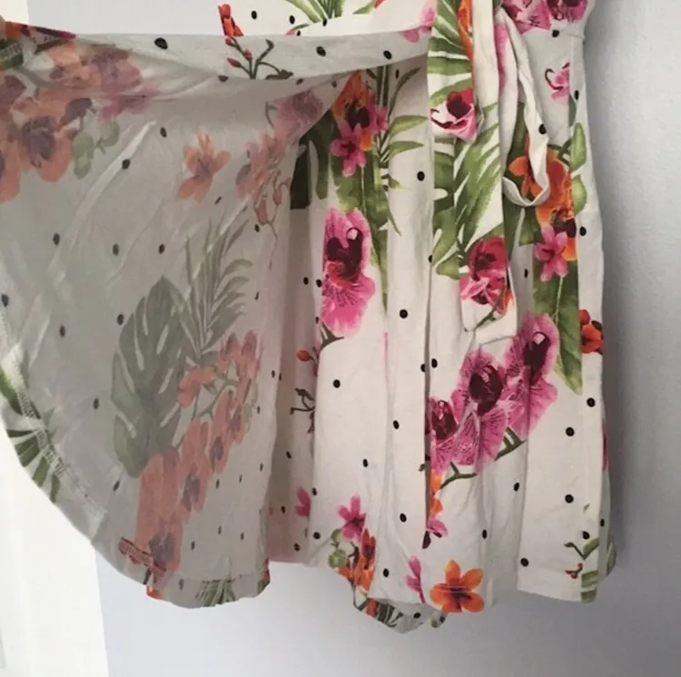 NWT Floral Mock Wrap Romper - Image 5