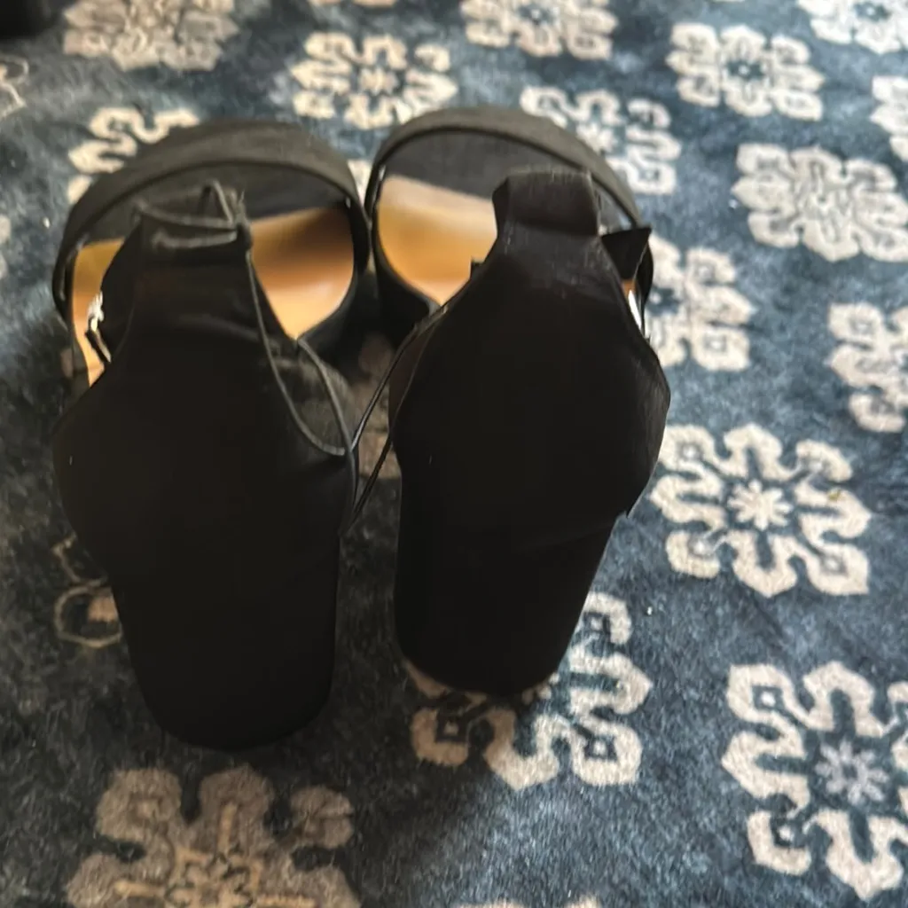 Torrid Black Platform Block Heels Sandals 6.5WW - Image 6
