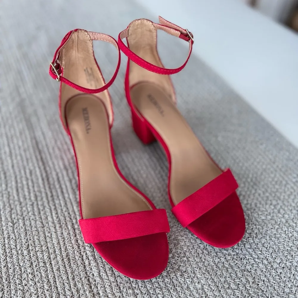 Merona Red Block Heel Ankle Strap Strappy Low Heel Dress Sandals Sz 7.5 - Image 4