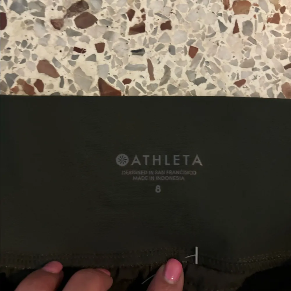 Athleta Sutton Jogger Pant, Arbor Olive SIZE 8 - Image 6