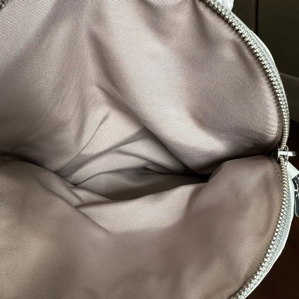 Marc Jacobs Sling Bag in Pale Blue - Image 5