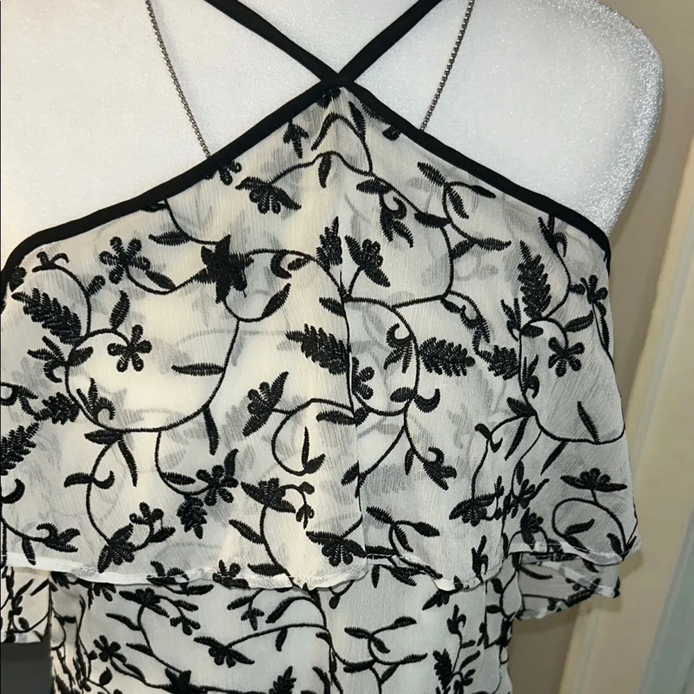 Elegant Black and White Midi Dress - Image 6