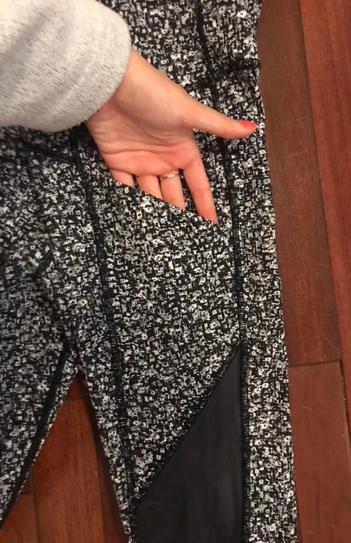Lululemon Patterned Leggings - Image 3