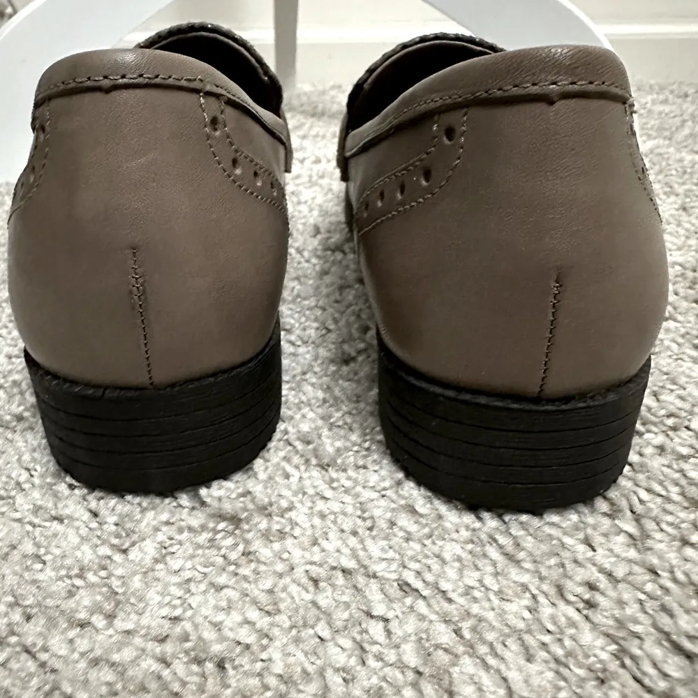 Hotter NWT snakeskin Crimdon Comfort Concept loafers. Taupe & brown sz 7 US Tan - Image 3