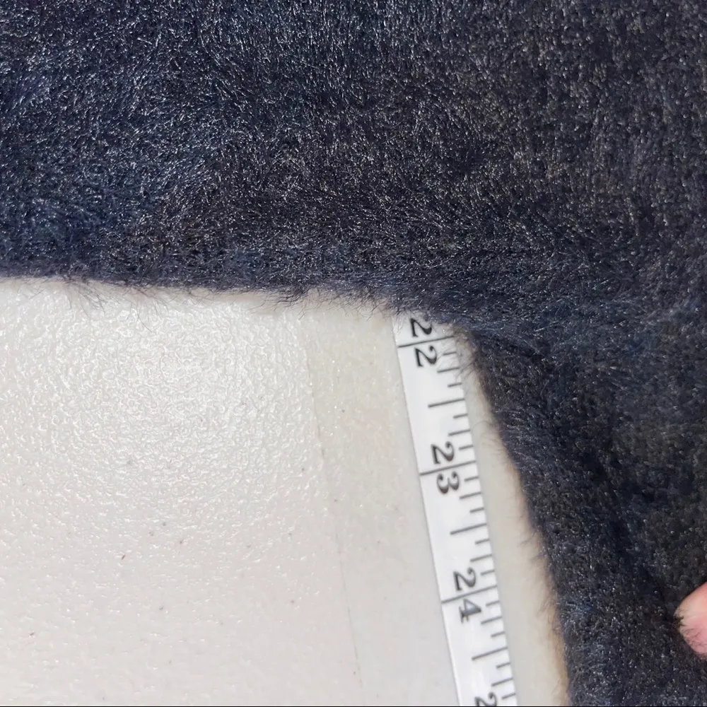 POPSUGAR BLACK SUPER SOFT FUZZY SWEATER SMALL - Image 4